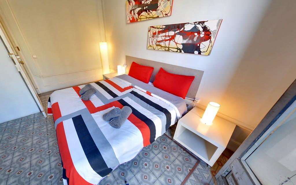 Des Artistes Hostel Barcelona Exterior photo